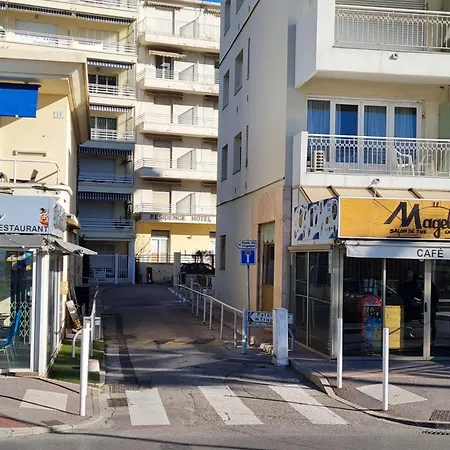 Apartmán T2 Climatise A Proximite Immediate Des Plages De Les Pins Juan-les-Pins